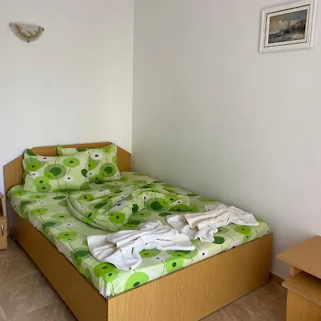 Pensiunea Vellis Vendégház *